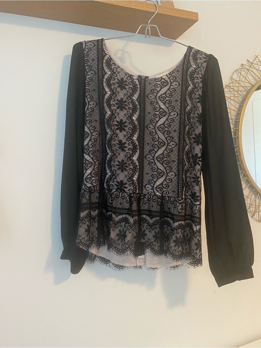 Sis Sis Black Lace Overlay Long-Sleeve Women's Top